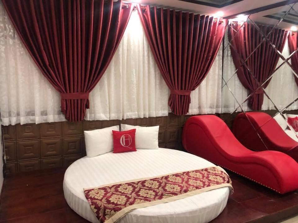 Quynh Huong Hotel Хошимін Екстер'єр фото